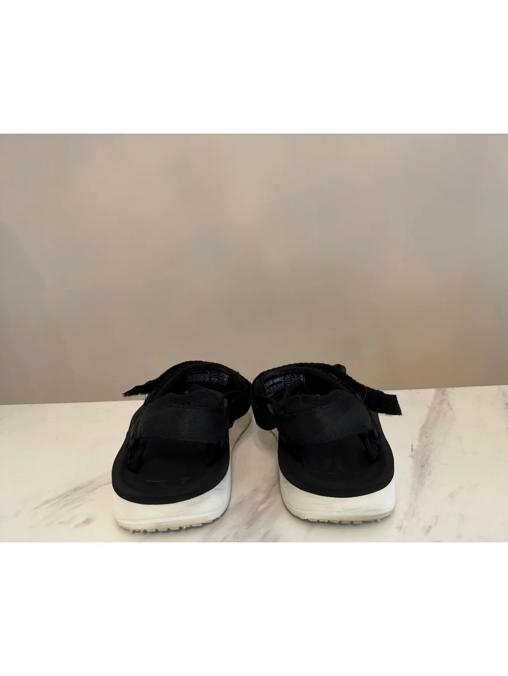 Teva Universal Premier Black Strappy Sandals Women's Size 9 (1016935)